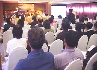 Laem Chabang Port officials and local residents attend a hearing March 22 aimed at gathering opinions about the possible environmental and economic impacts of the facility’s planned expansion.